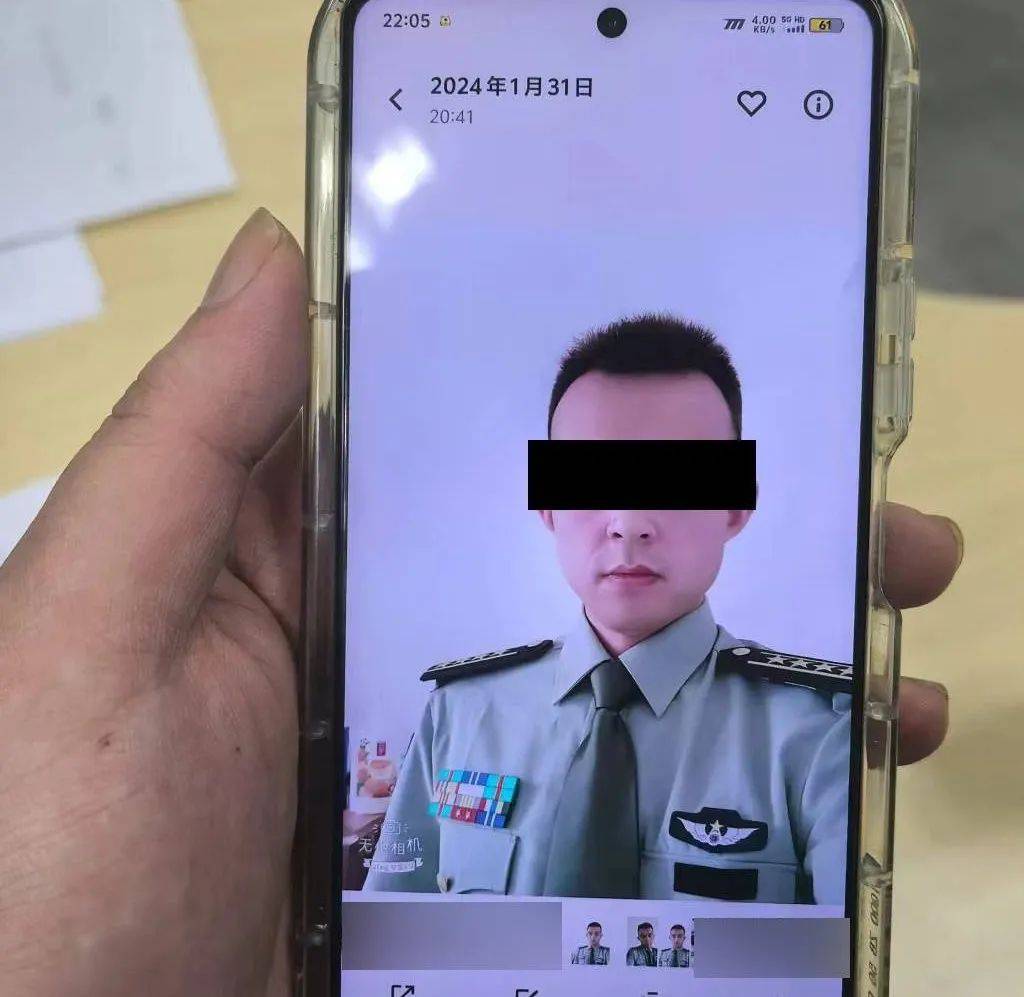 35岁男子“军龄30年”？警方：军装照、结婚证都是假的，“妻子”哽咽：我太傻了