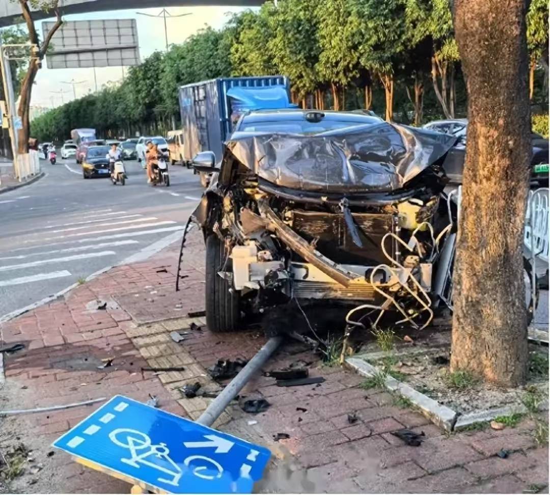 广州问界M7交通事故“产品责任纠纷”一案将开庭审理：赛力斯、华为等8家公司被列为被告