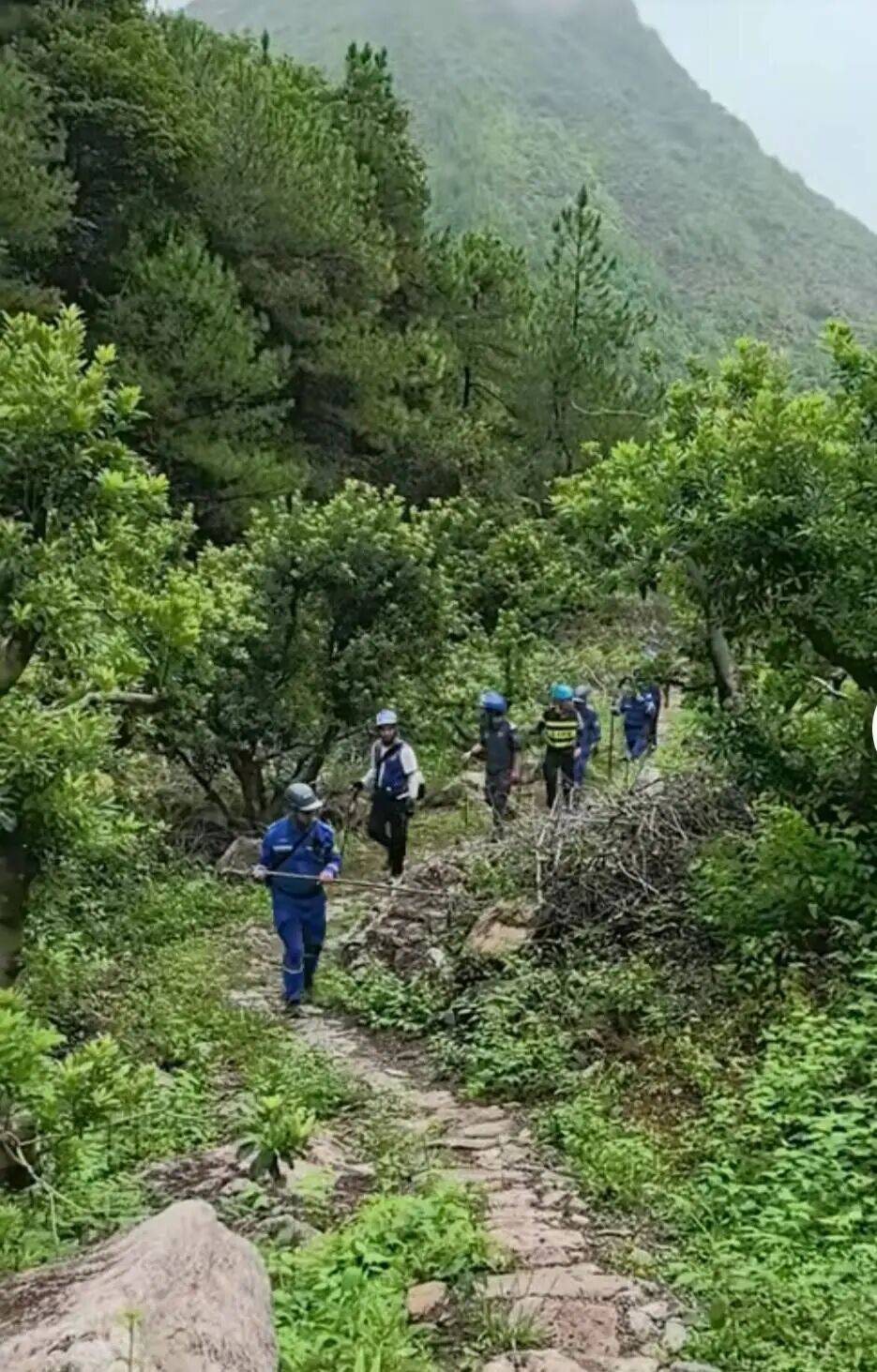 浙江台州45岁男子登山失联,救援人员:已失联3天,还在搜救