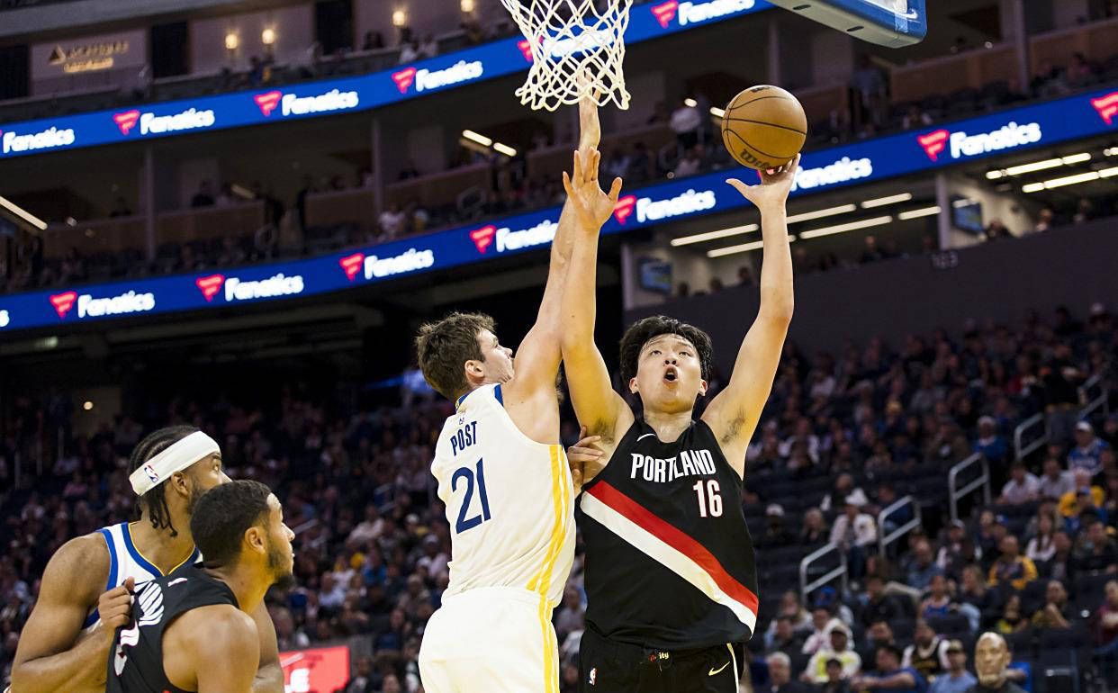 杨瀚森NBA首秀现状分析,姚明点评与美媒评价