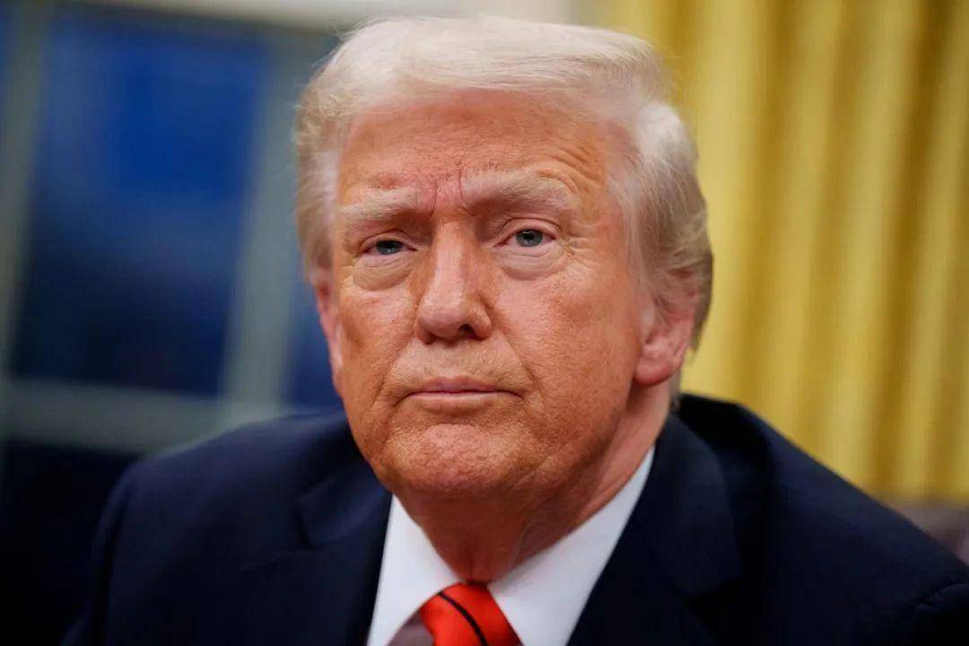 特朗普曾拿稀土大豆施压，称 “不想摧毁中国” 暗藏算计，中国连续三月不购美原油，硬实力回应美方无理讹诈