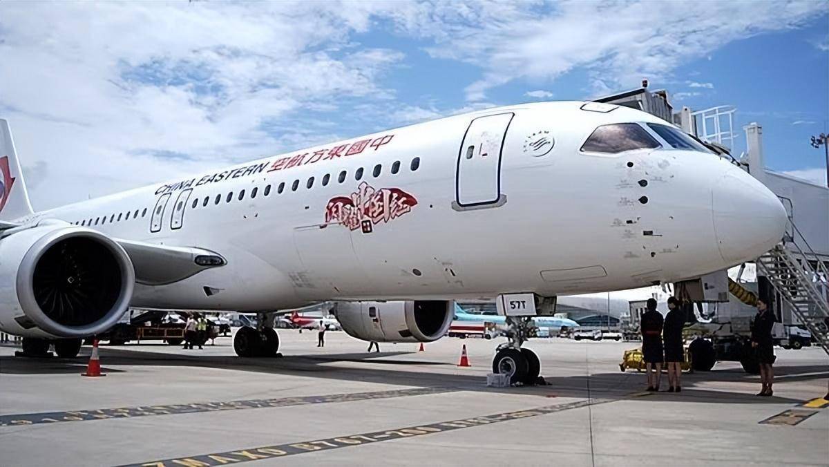 特朗普曾拿稀土大豆施压，称 “不想摧毁中国” 暗藏算计，中国连续三月不购美原油，硬实力回应美方无理讹诈